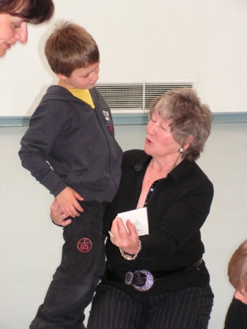 2008_ASK_Ue60trifftU6_19