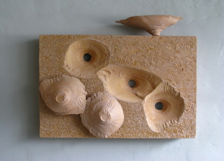 Dago Koblenzer: Dreiherkonstelation, Hartschaum, Acryl, 80 x 100 x 23 cm, Relief, 2012 Dago Koblenzer: Dreiherkonstelation, Hartschaum, Acryl, 80 x 100 x 23 cm, Relief, 2012