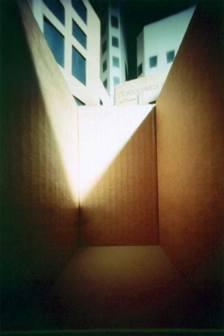 Jochen Dietrich: Sackgasse, aus der Serie: Die wunderbaren Städte / Dead-End Street, From “The Marvellous Cities“ series, C-print, 30 x 40 cm, 2005 Jochen Dietrich: Sackgasse, aus der Serie: Die wunderbaren Städte / Dead-End Street, From “The Marvellous Cities“ series, C-print, 30 x 40 cm, 2005